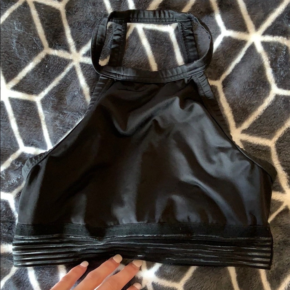 VS PINK SPORTS BRA